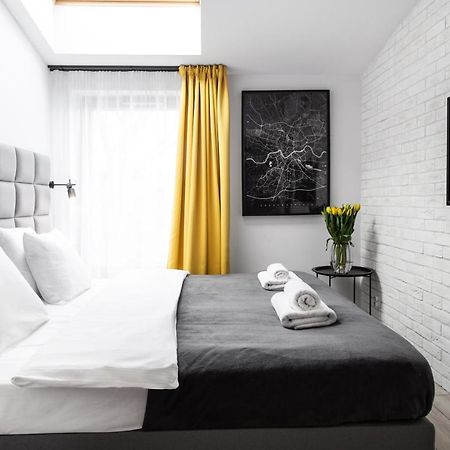 קרקוב Househost Apartament: Ul. Miodowa 42/42A מראה חיצוני תמונה