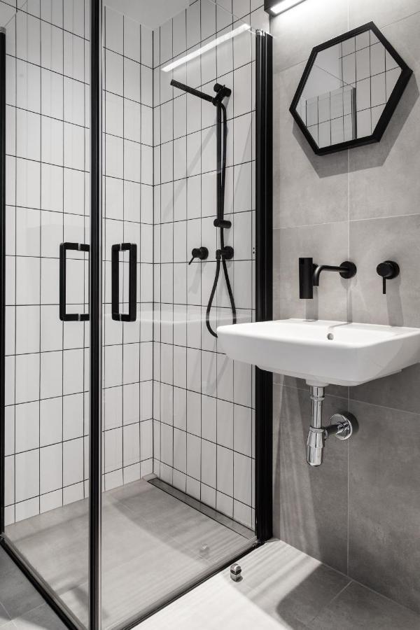 קרקוב Househost Apartament: Ul. Miodowa 42/42A מראה חיצוני תמונה